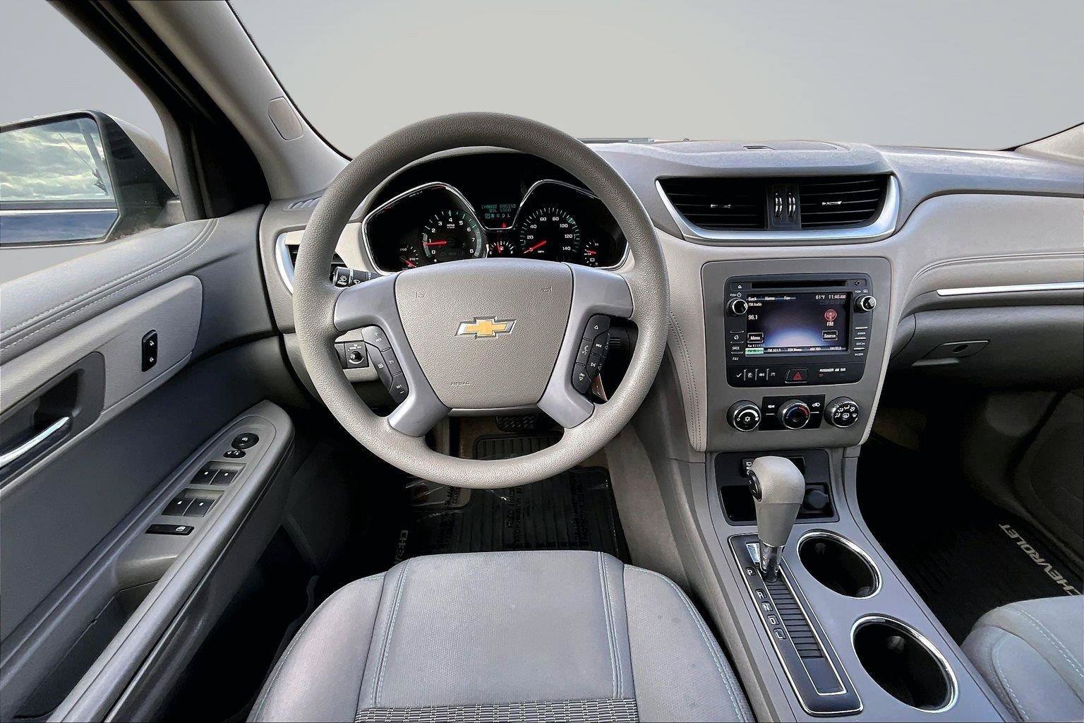 Used 2017 Chevrolet Traverse LS AWD/4WD image 6