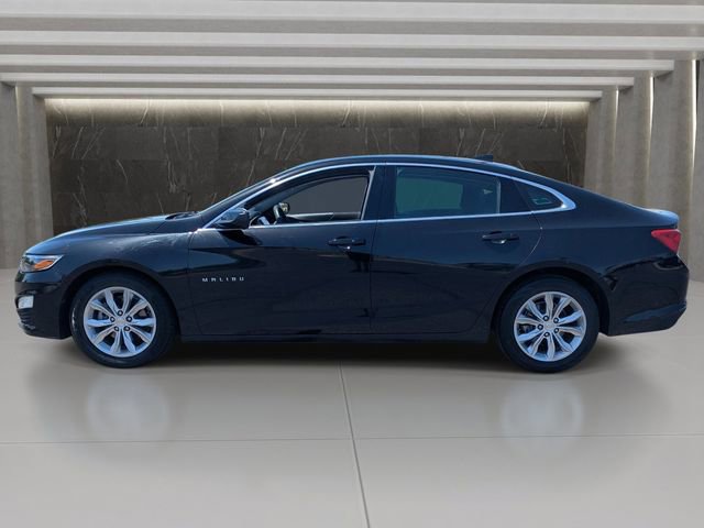 Used 2023 Chevrolet Malibu LT image 2