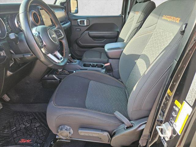Used 2023 Jeep Gladiator Mojave w/ Cold Weather Group image 12