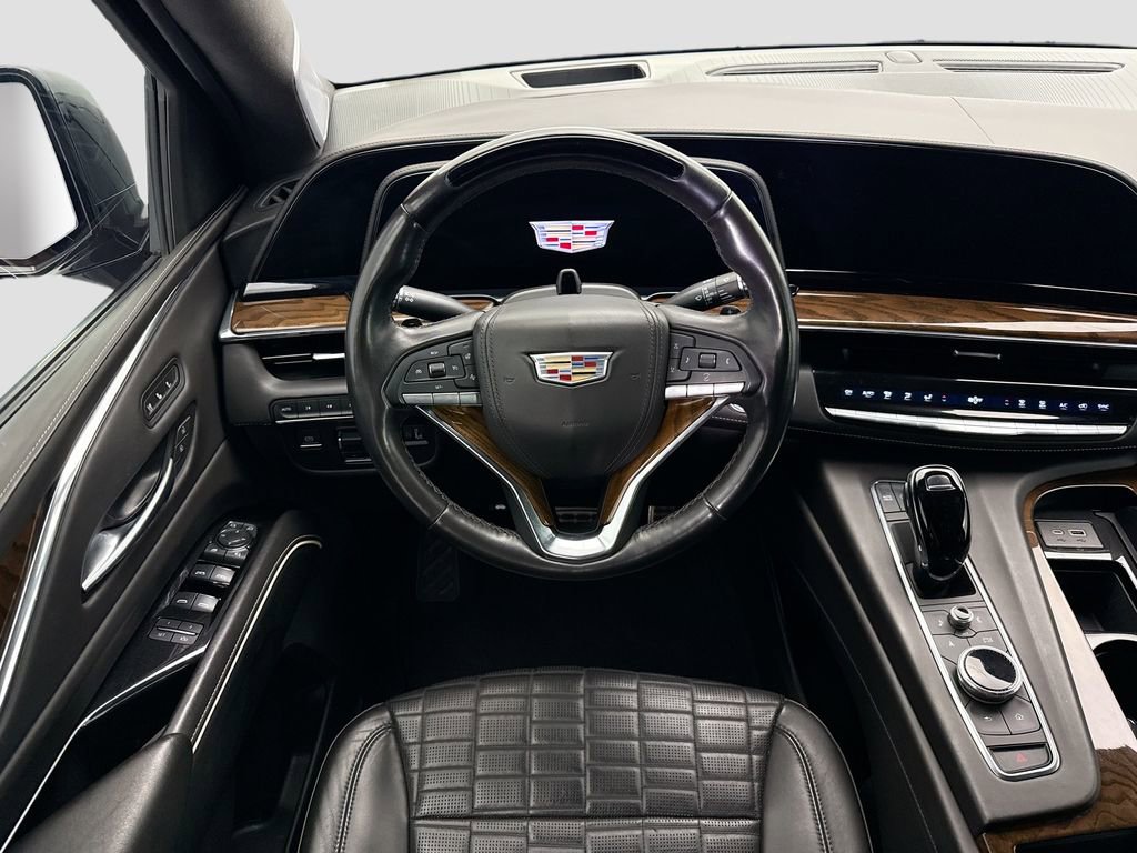 Used 2023 Cadillac Escalade ESV Sport Platinum w/ LPO, ONYX Package image 10