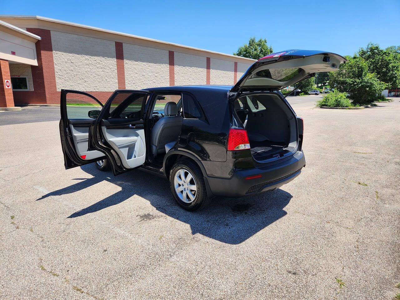 Used 2011 Kia Sorento 2WD image 26