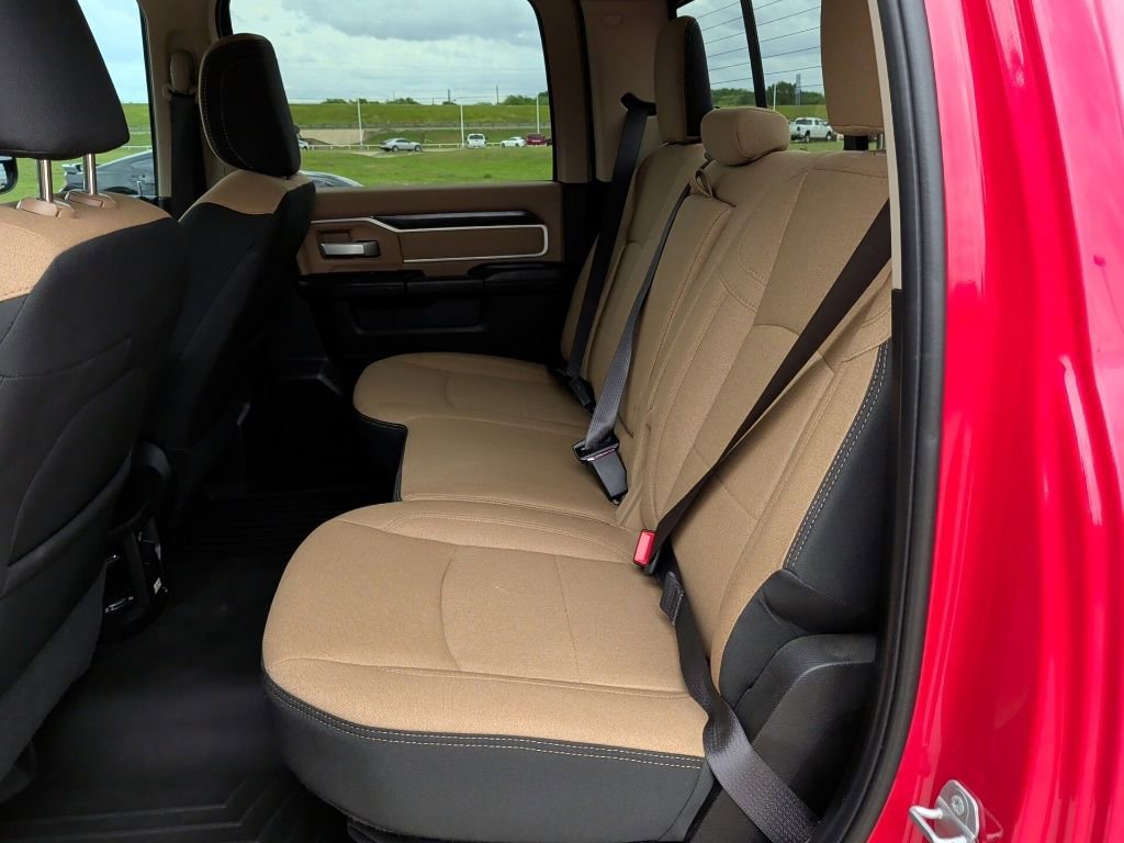 Used 2022 RAM 3500 Big Horn w/ Level C Equiment Group AWD/4WD image 39