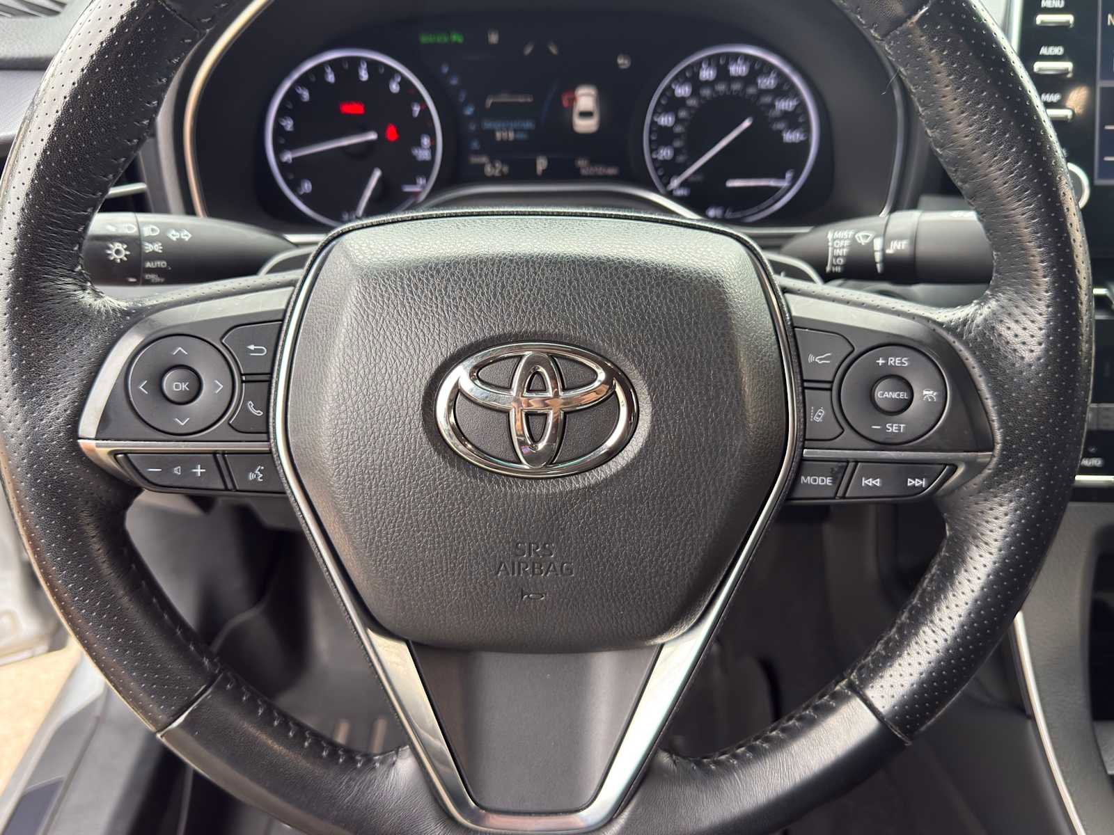 Used 2019 Toyota Avalon Touring w/ Advanced Safety Package FWD image 17