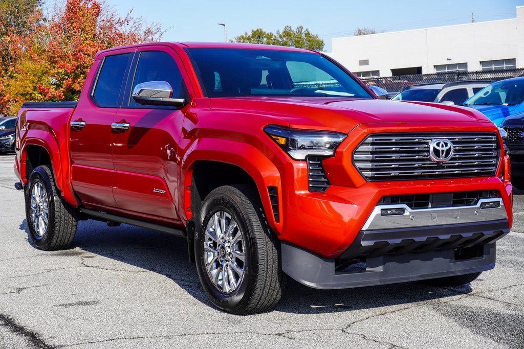 Used 2025 Toyota Tacoma Limited image 5