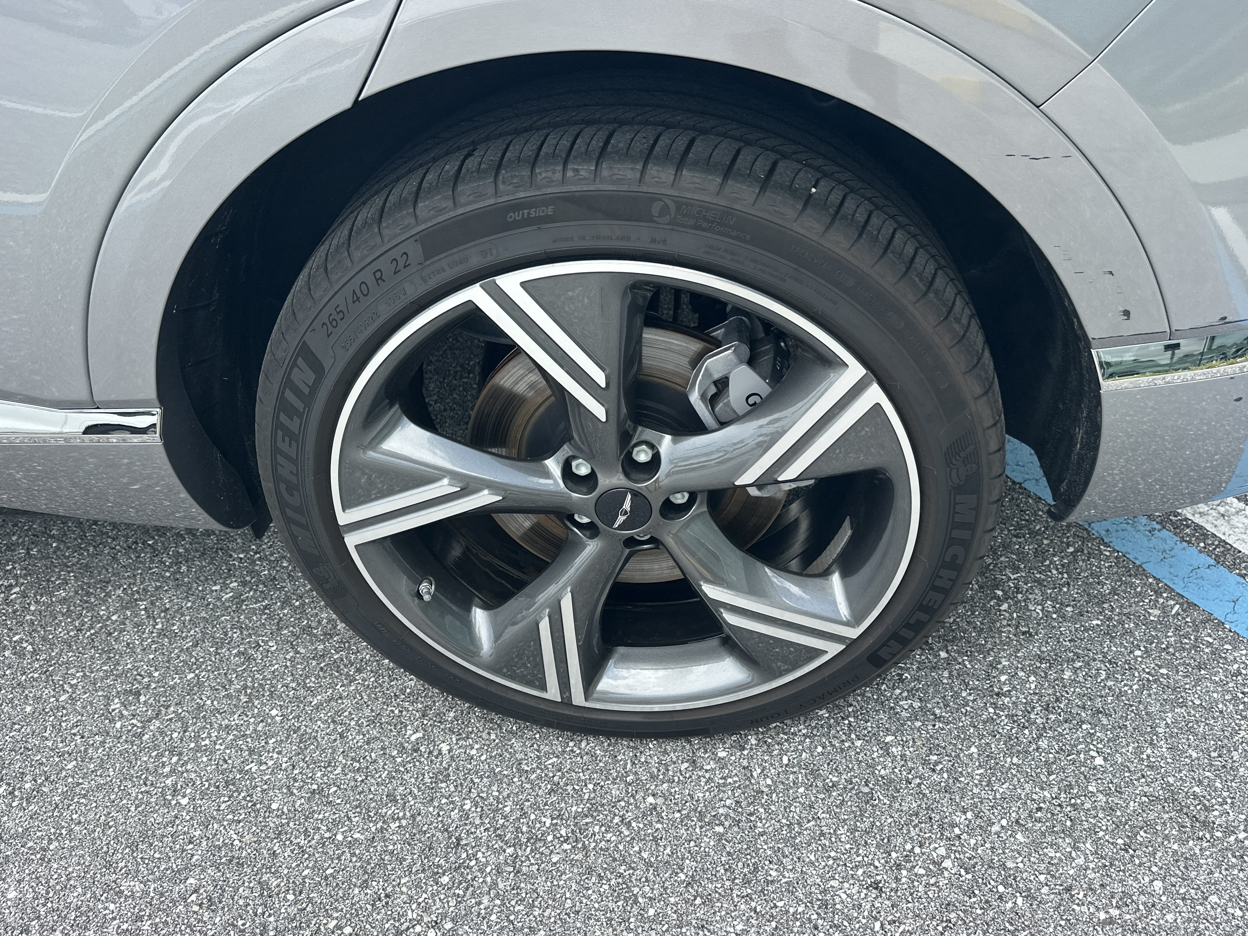 Certified 2025 Genesis GV80 3.5T Prestige AWD/4WD image 11