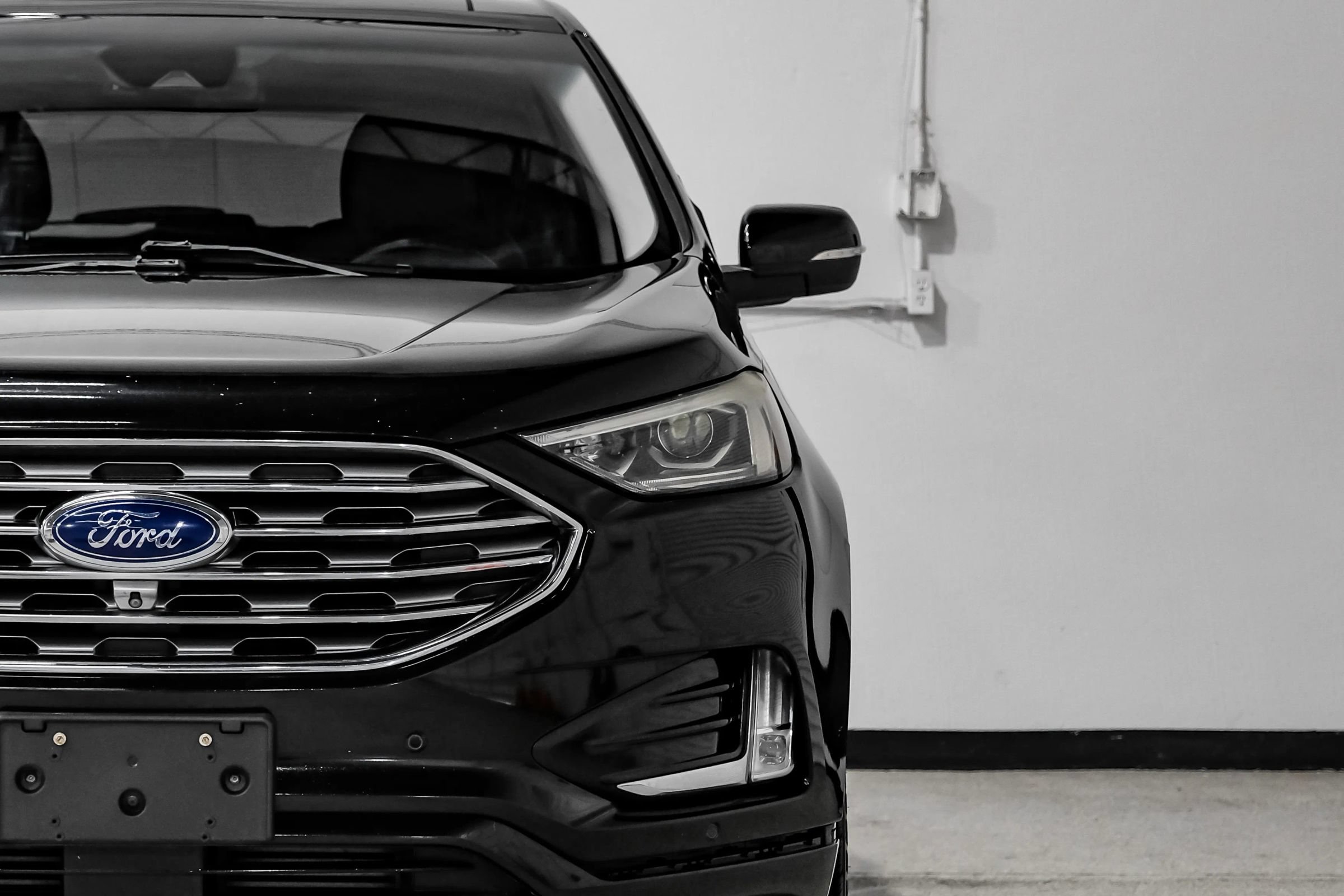 Used 2019 Ford Edge Titanium w/ Equipment Group 301A FWD image 62
