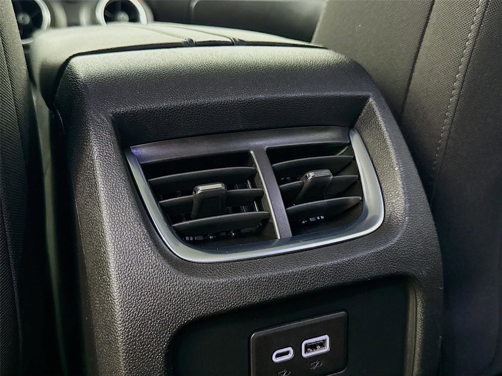 Used 2022 Chevrolet Blazer LT image 25