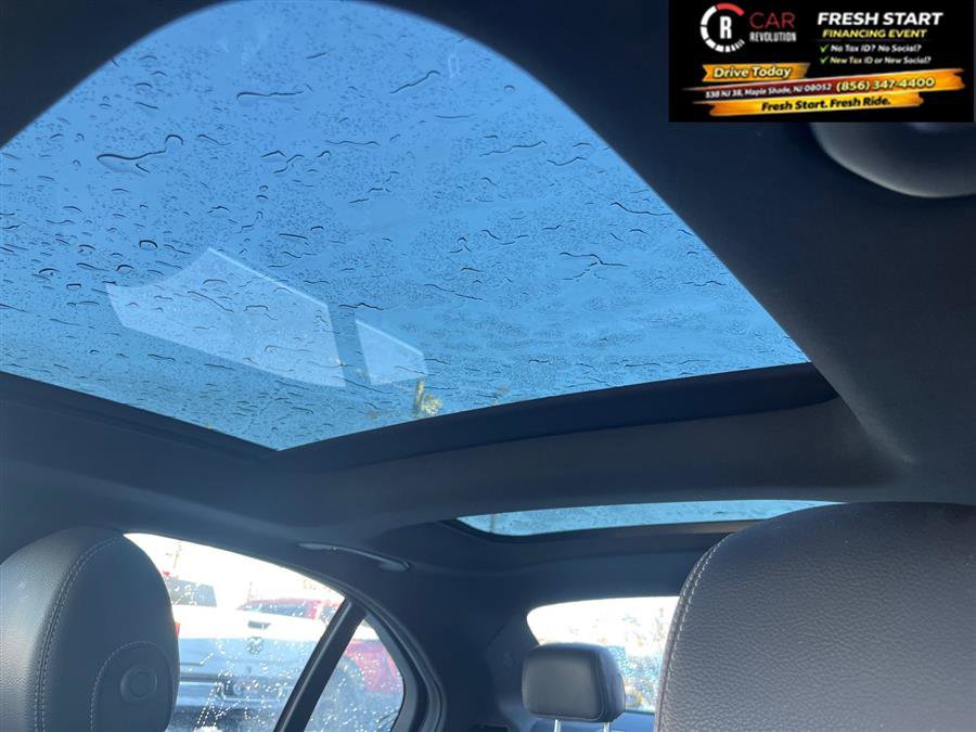 Used 2019 Mercedes-Benz C 300 4MATIC Sedan w/ Premium Package image 7