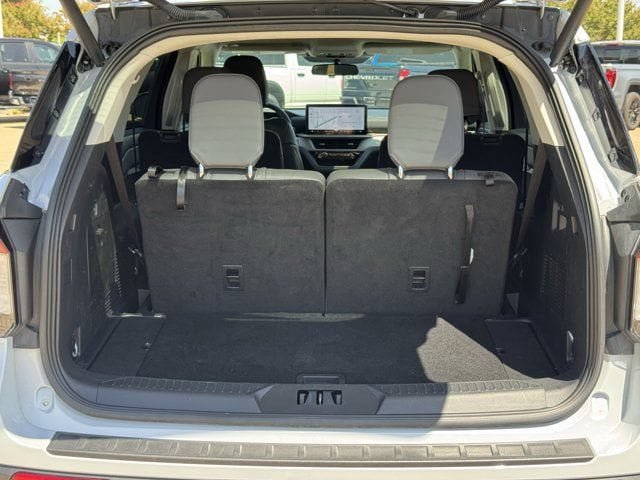 Used 2025 Ford Explorer Active w/ Active Comfort Package RWD image 35