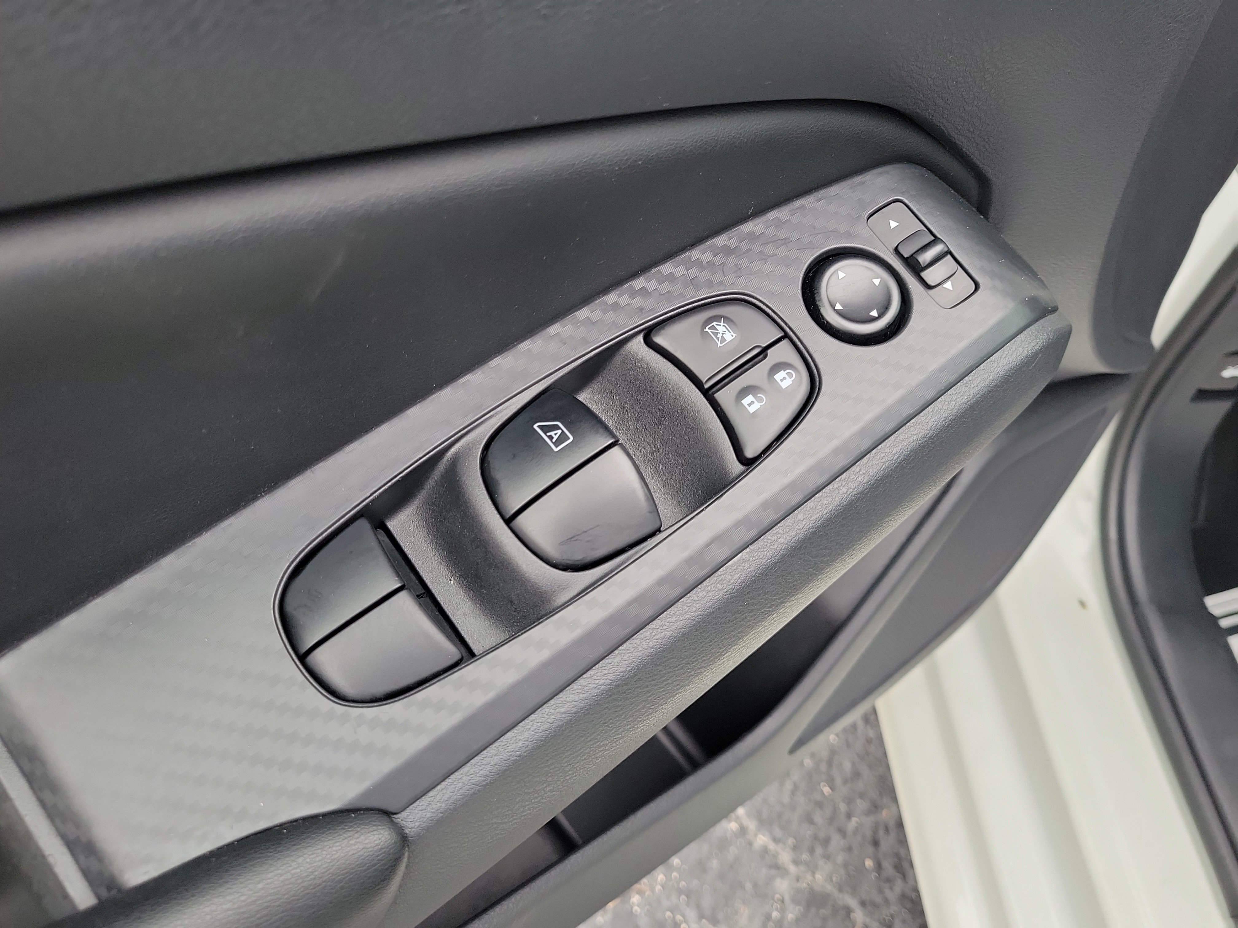 Certified 2025 Nissan Altima 2.5 S FWD image 15