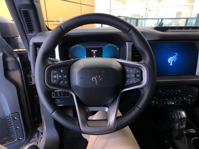 New 2026 Ford Bronco Outer Banks w/ Sasquatch Package AWD/4WD image 13