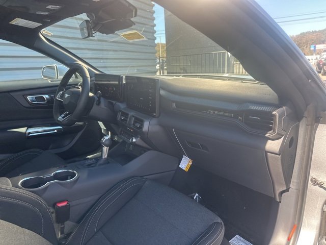 New 2026 Ford Mustang Coupe w/ Bronze Appearance Package image 28