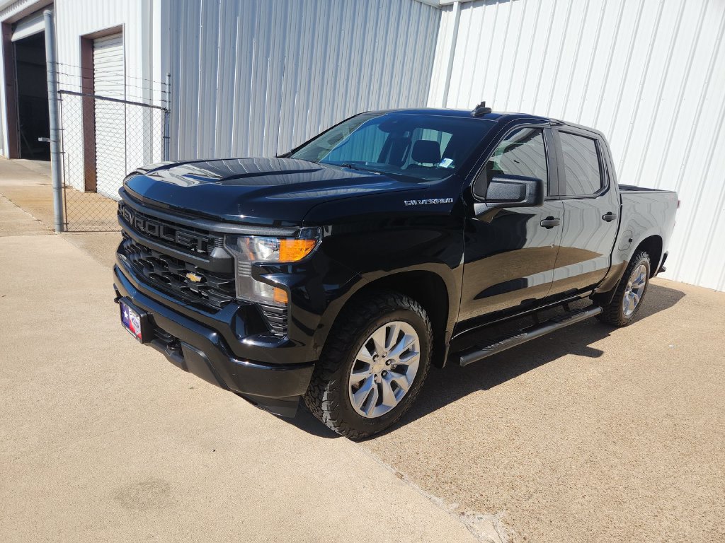 Used 2022 Chevrolet Silverado 1500 Custom AWD/4WD image 4
