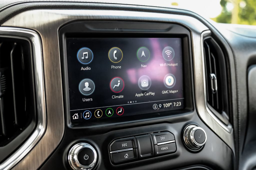 Used 2021 GMC Sierra 3500 Denali w/ Technology Package AWD/4WD image 19