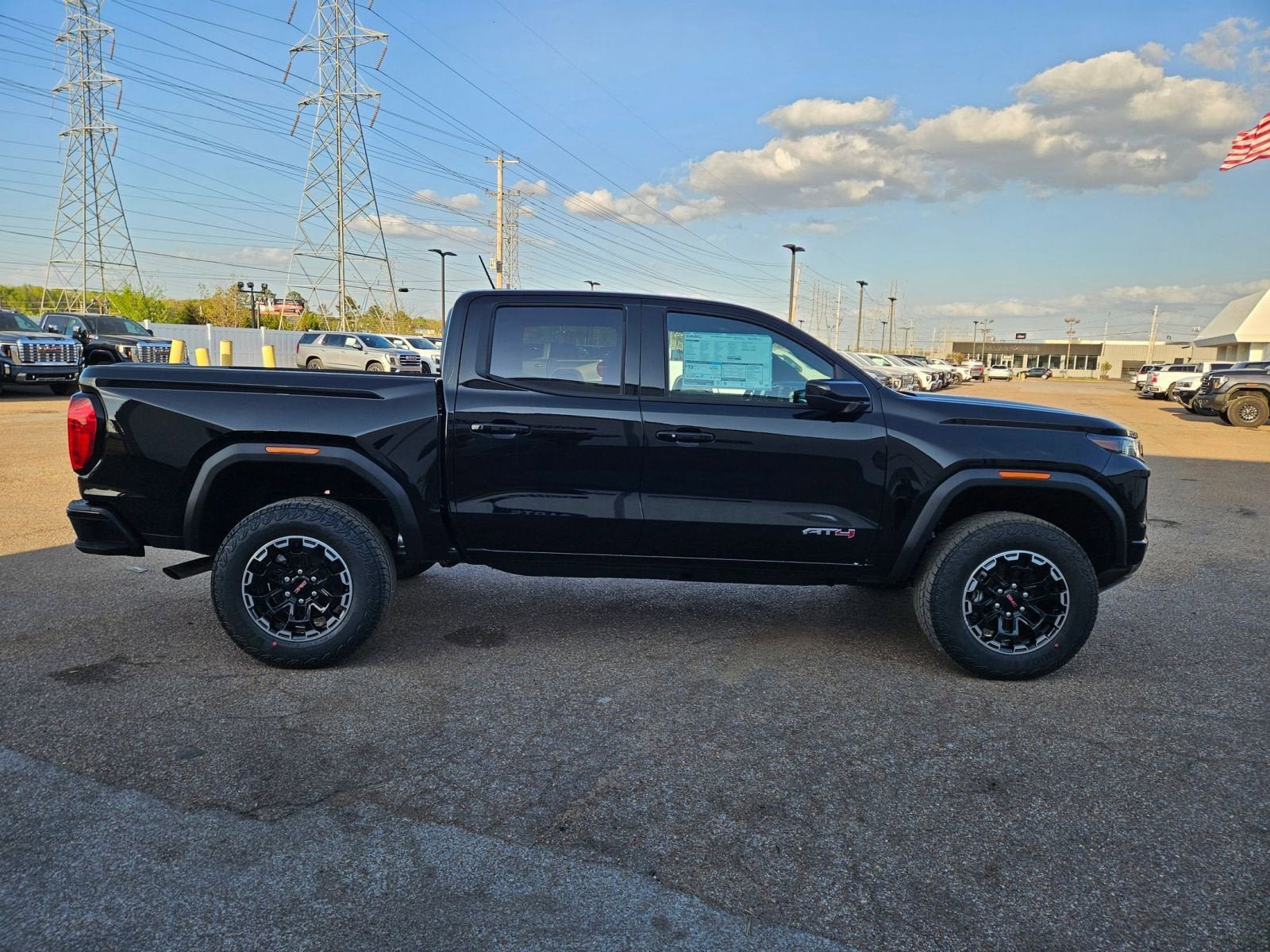New 2026 GMC Canyon AT4 AWD/4WD image 7