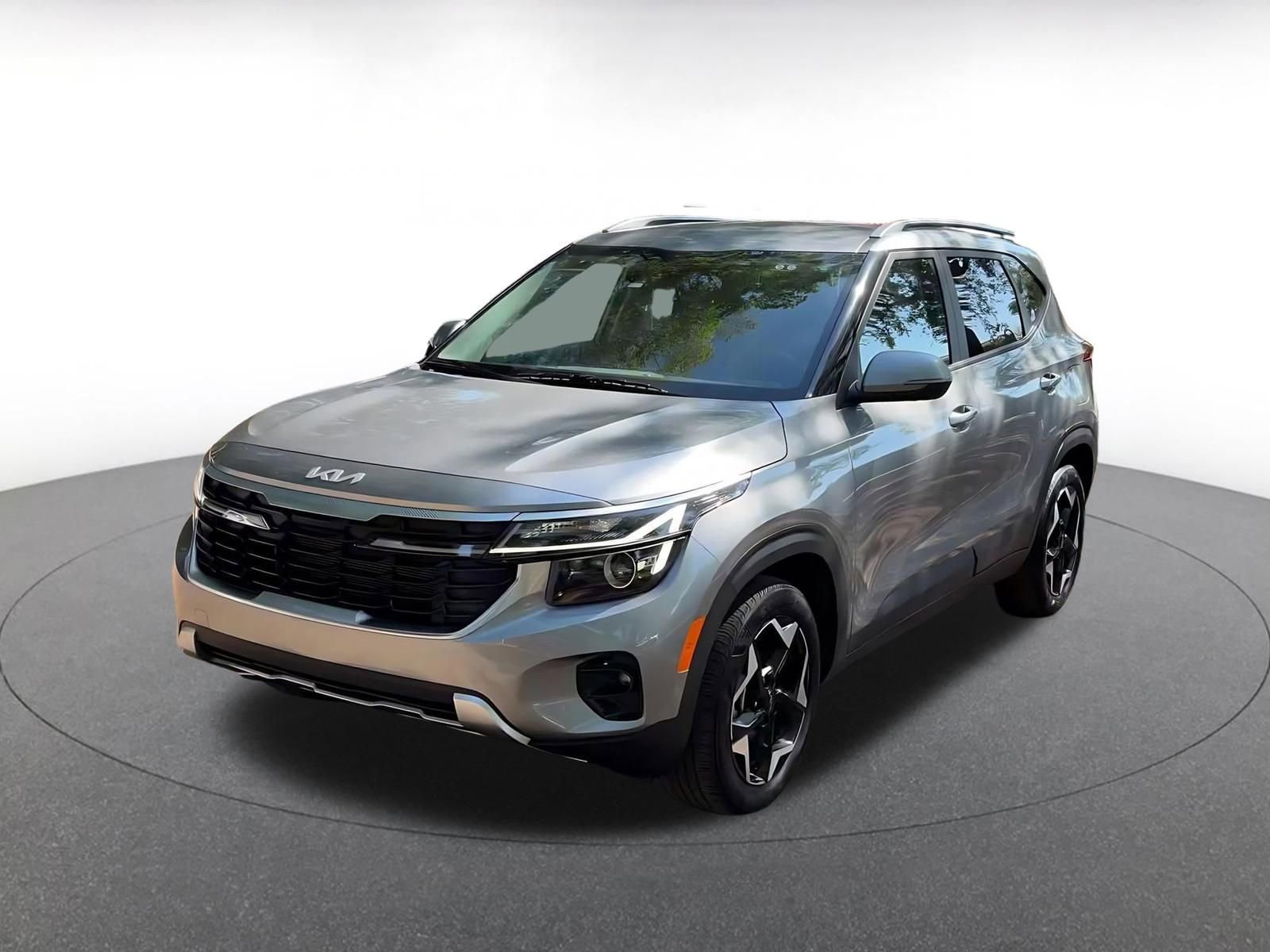 Used 2025 Kia Seltos S image 7