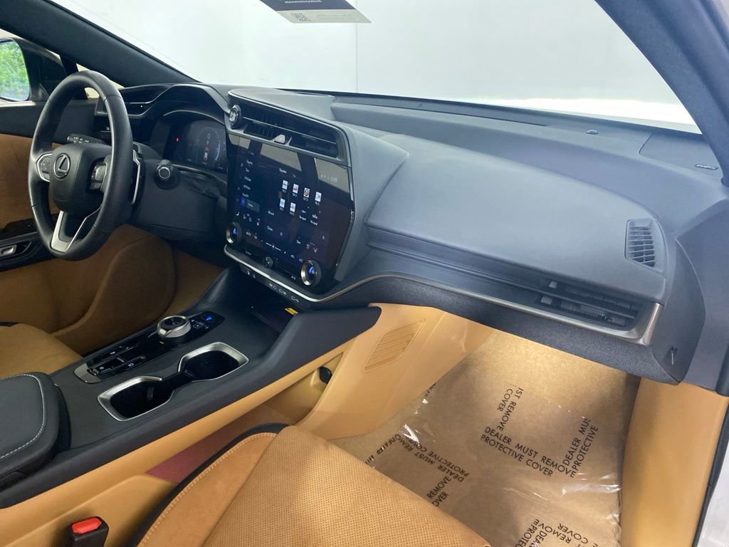Certified 2023 Lexus RZ 450e Premium w/ Accessory Package (2T) AWD/4WD image 34