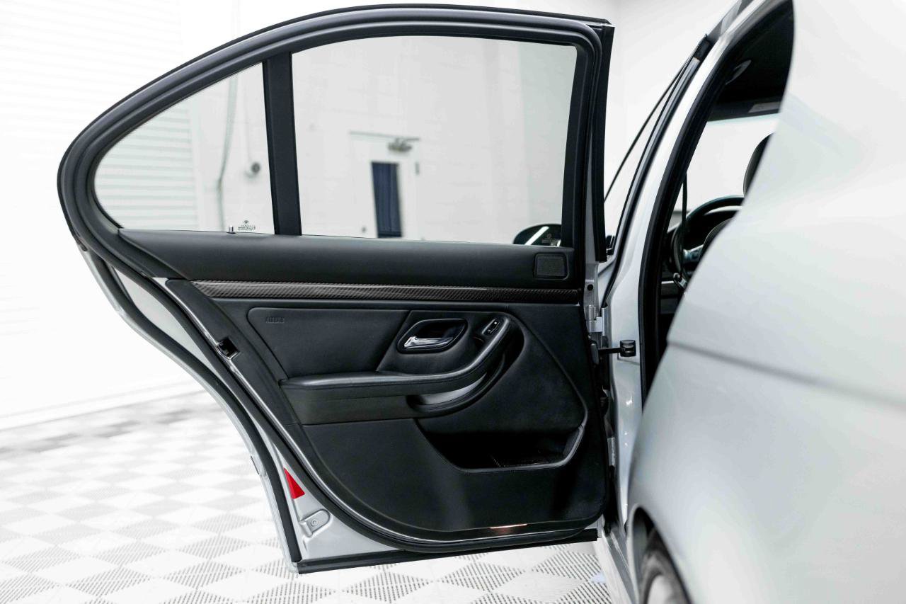 Used 2002 BMW M5 RWD image 77
