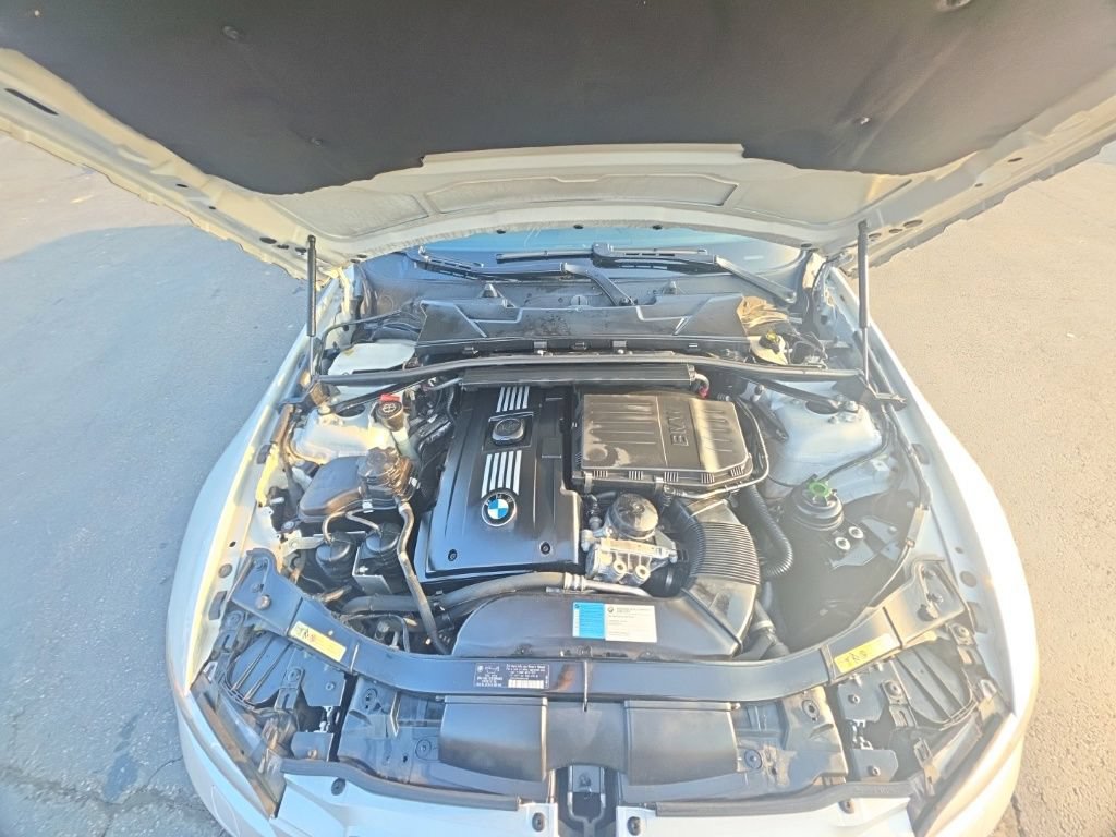 Used 2008 BMW 335i Convertible RWD image 11