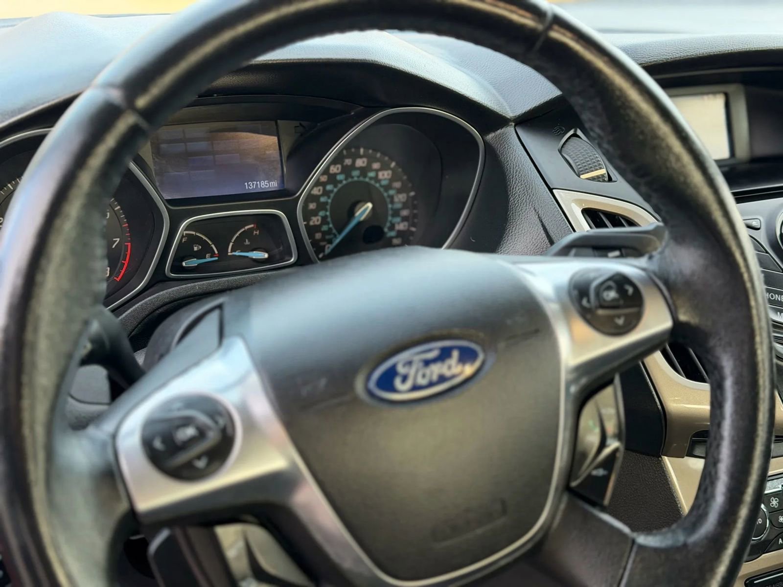 Used 2012 Ford Focus SEL image 14