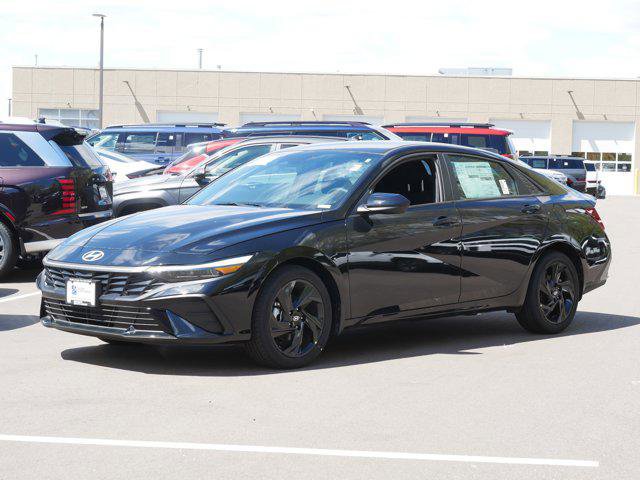 New 2026 Hyundai Elantra Sport FWD image 2