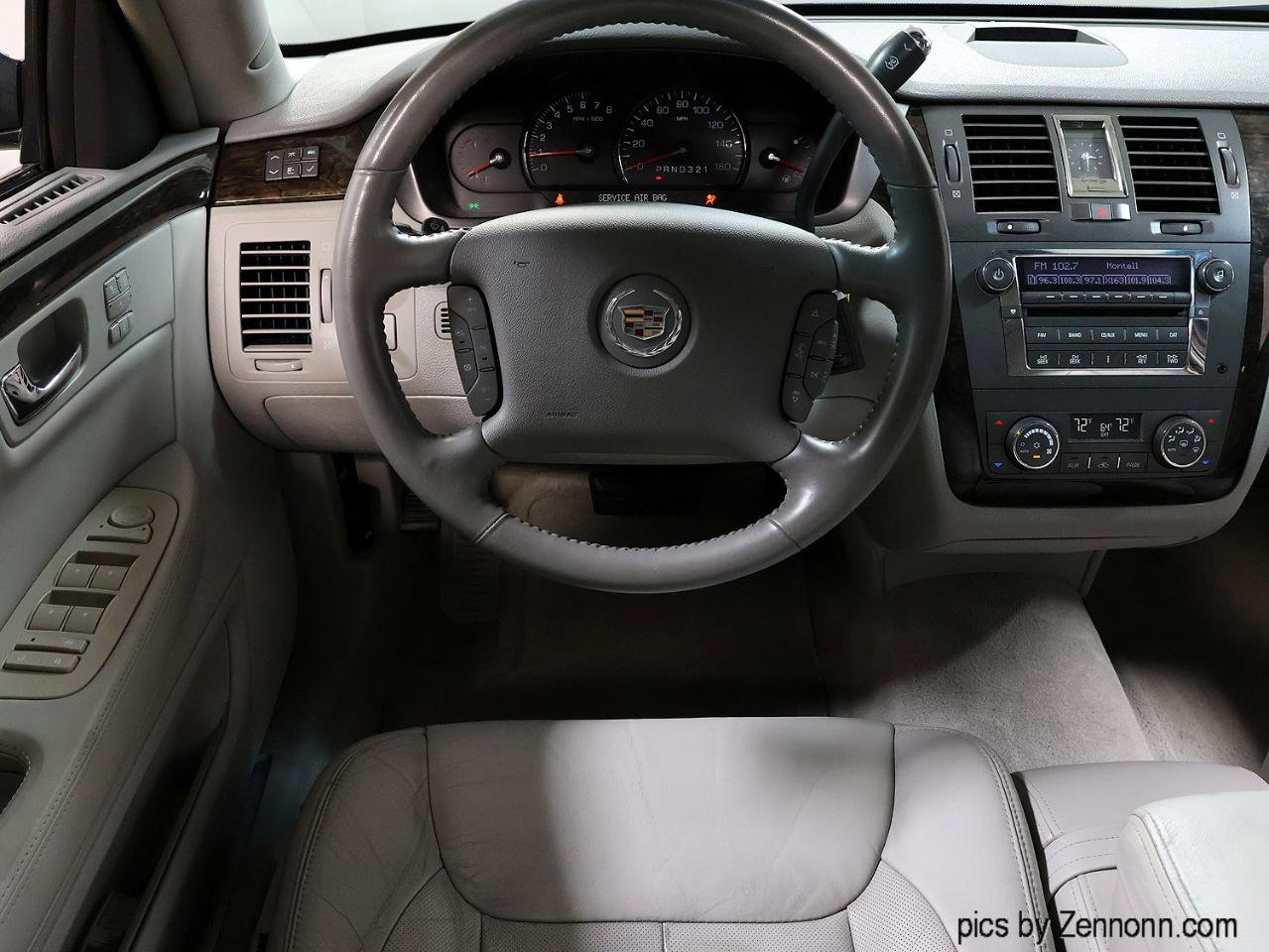 Used 2011 Cadillac DTS Luxury FWD image 13