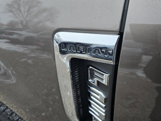Used 2022 Ford F250 Lariat w/ Chrome Package image 39