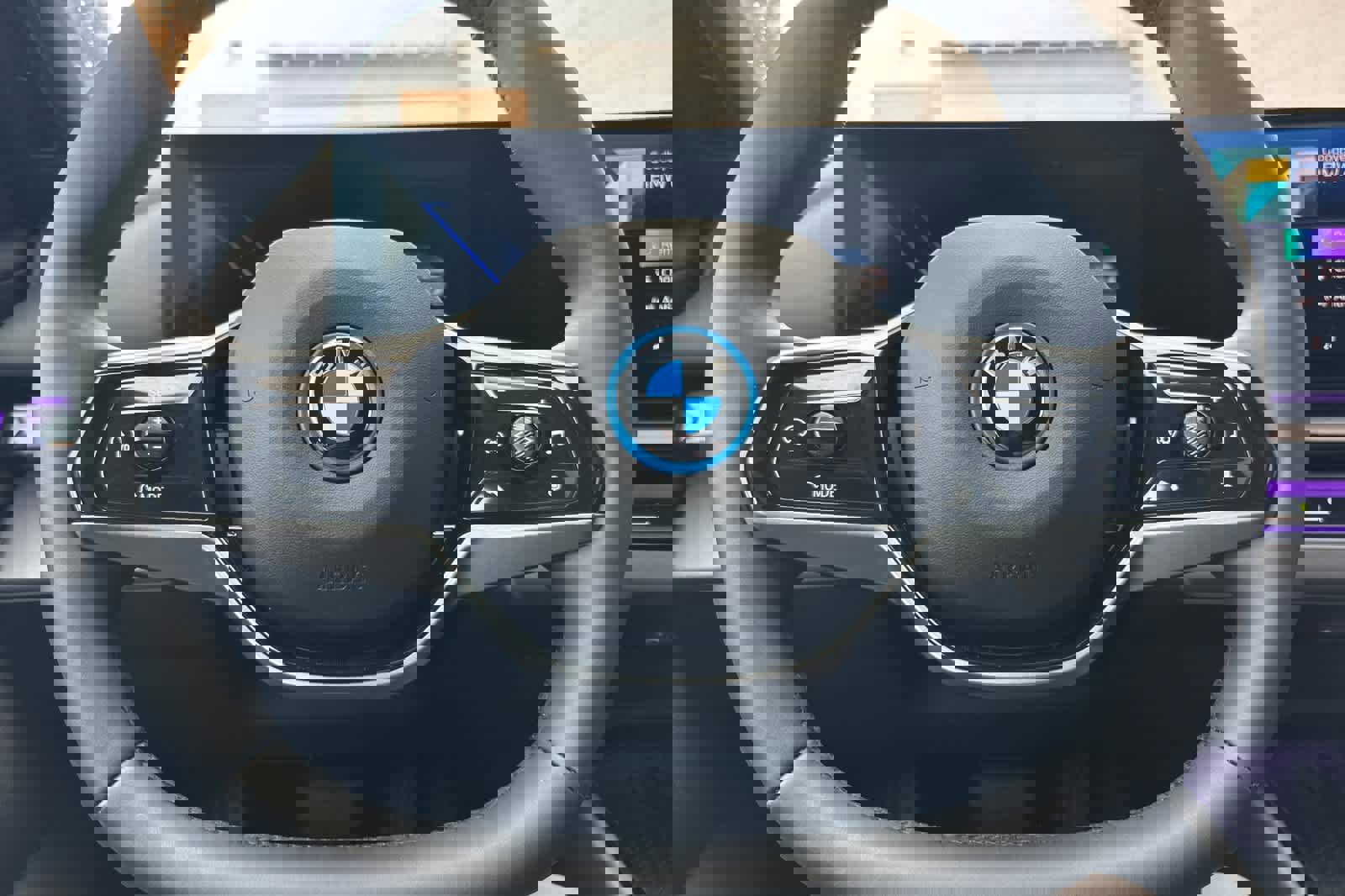 Used 2024 BMW i5 eDrive40i w/ M Sport Package image 25