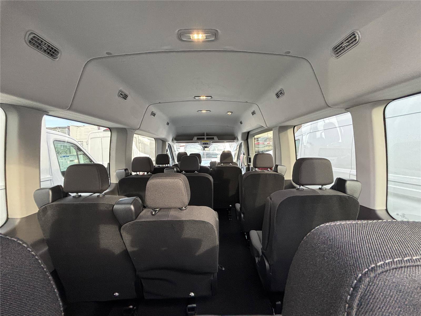 Used 2024 Ford Transit 350 XLT RWD image 12