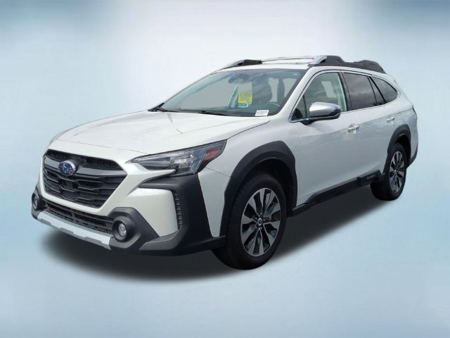 Used 2023 Subaru Outback Touring XT AWD/4WD image 2