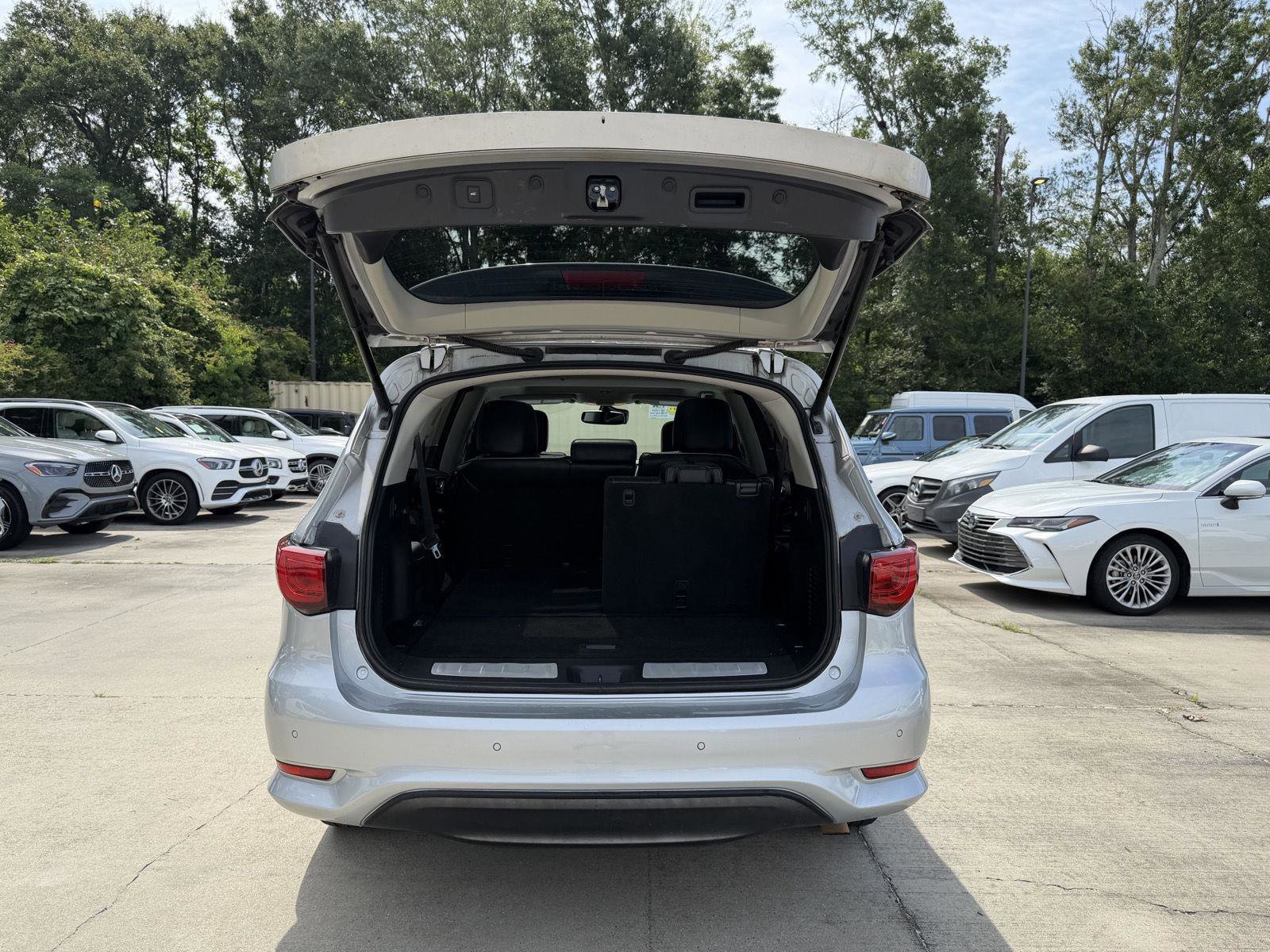 Used 2016 INFINITI QX60 FWD w/ Deluxe Technology Package image 22