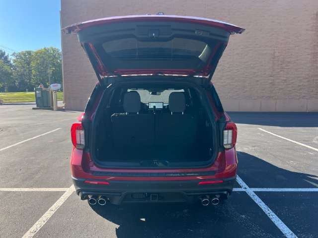 New 2026 Ford Explorer ST w/ Sun And Sound Package AWD/4WD image 6