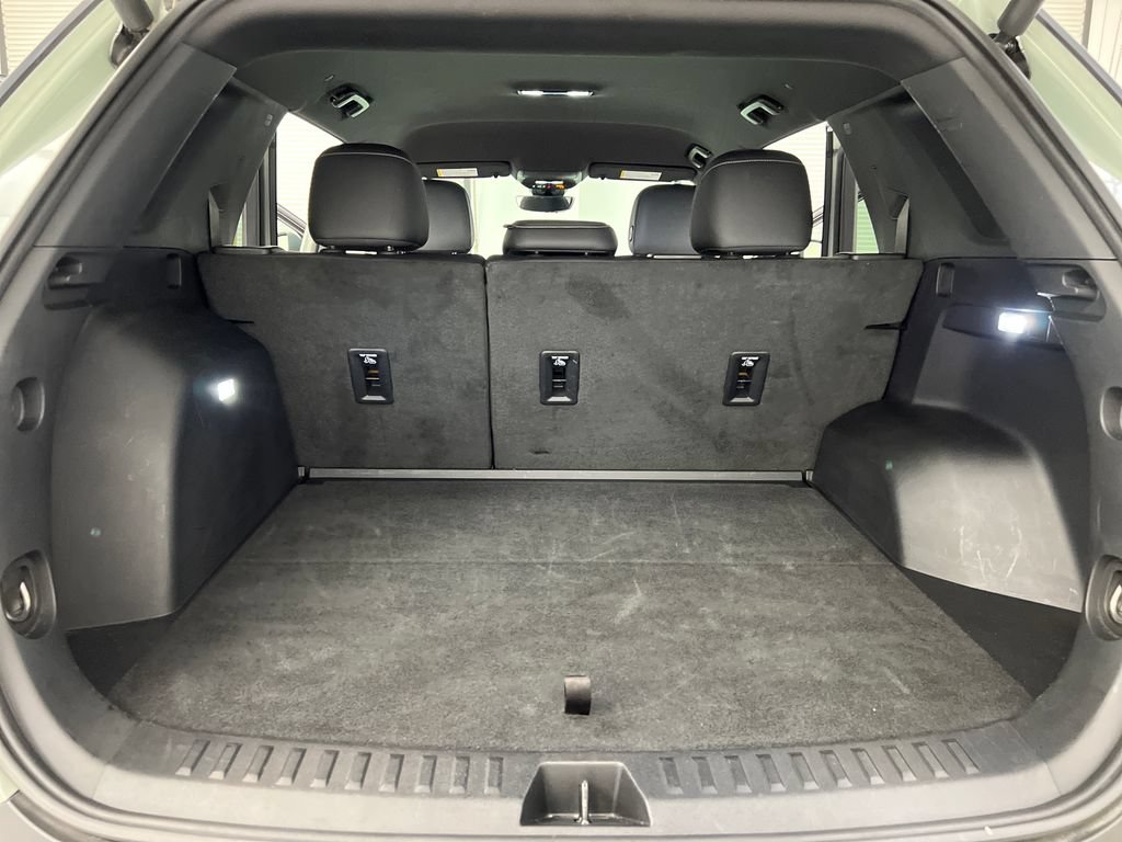 Used 2025 Chevrolet Equinox LT w/ Convenience Package II AWD/4WD image 36