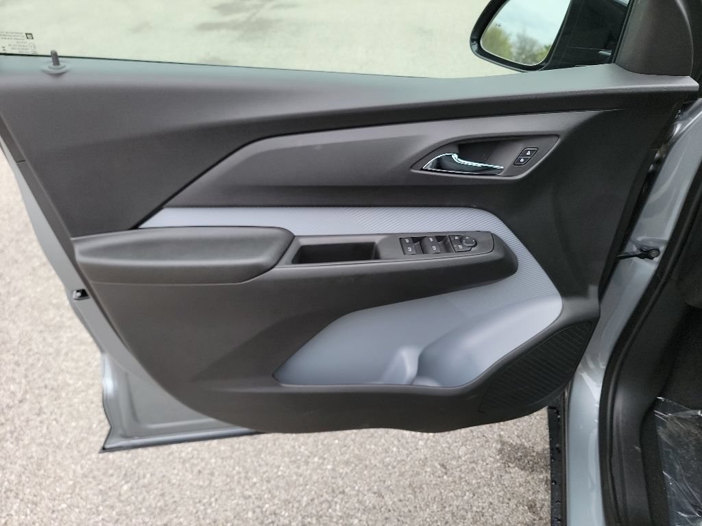 New 2027 Chevrolet Bolt LT FWD image 25