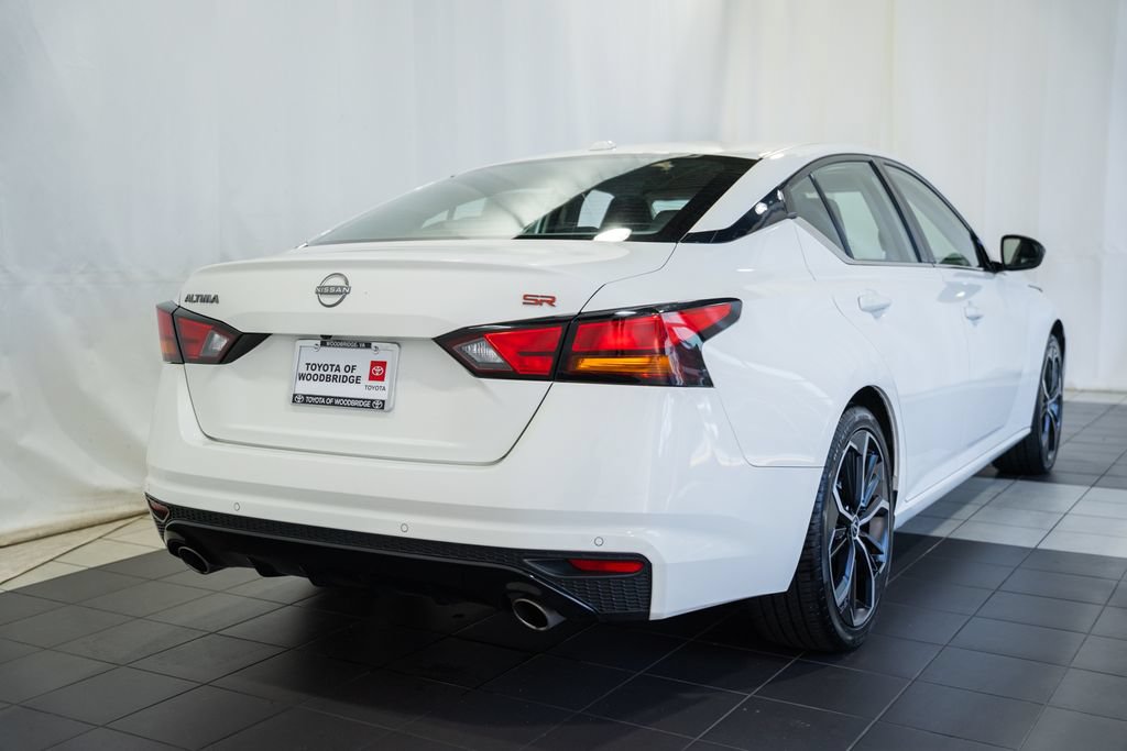 Used 2024 Nissan Altima 2.5 SR FWD image 4
