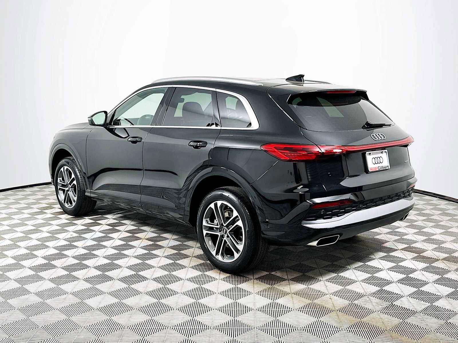 New 2025 Audi Q5 Premium image 5