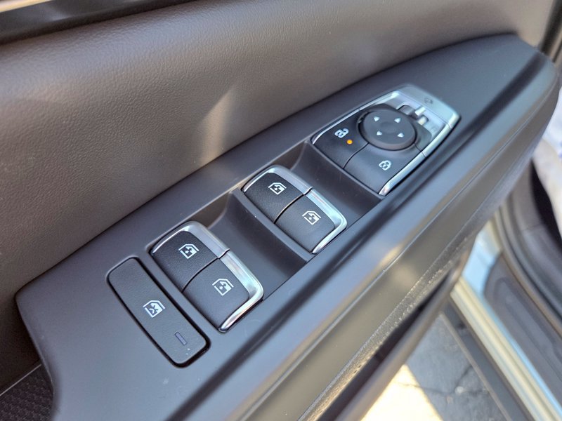 New 2027 Kia Carnival SX w/ Dark Edition Package FWD image 26