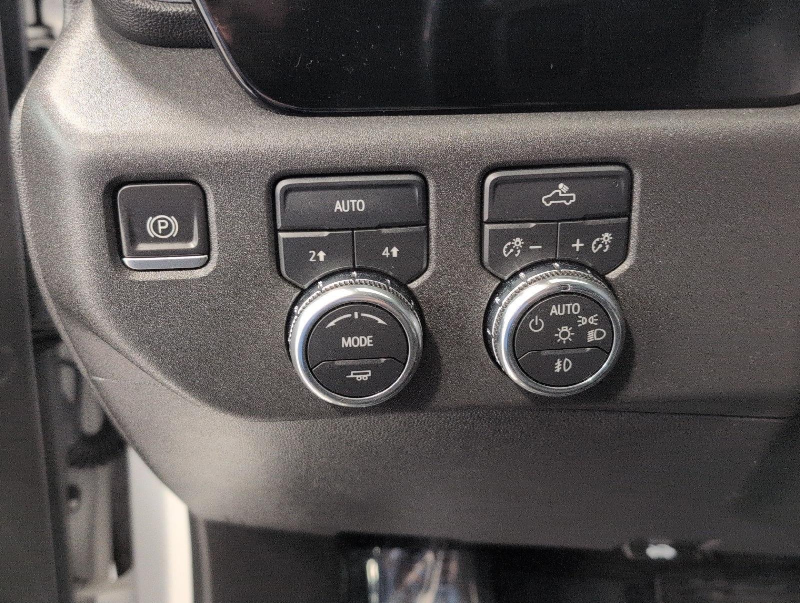 Used 2022 GMC Sierra 1500 Elevation AWD/4WD image 10