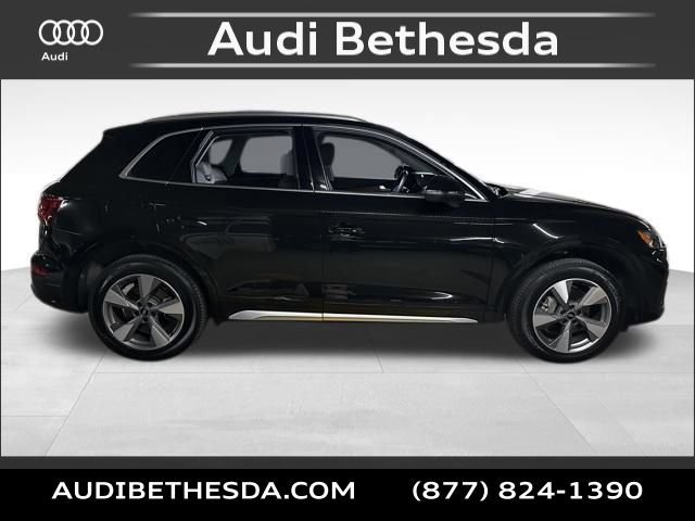 Used 2023 Audi Q5 2.0T Premium Plus w/ Premium Plus Package AWD/4WD image 8