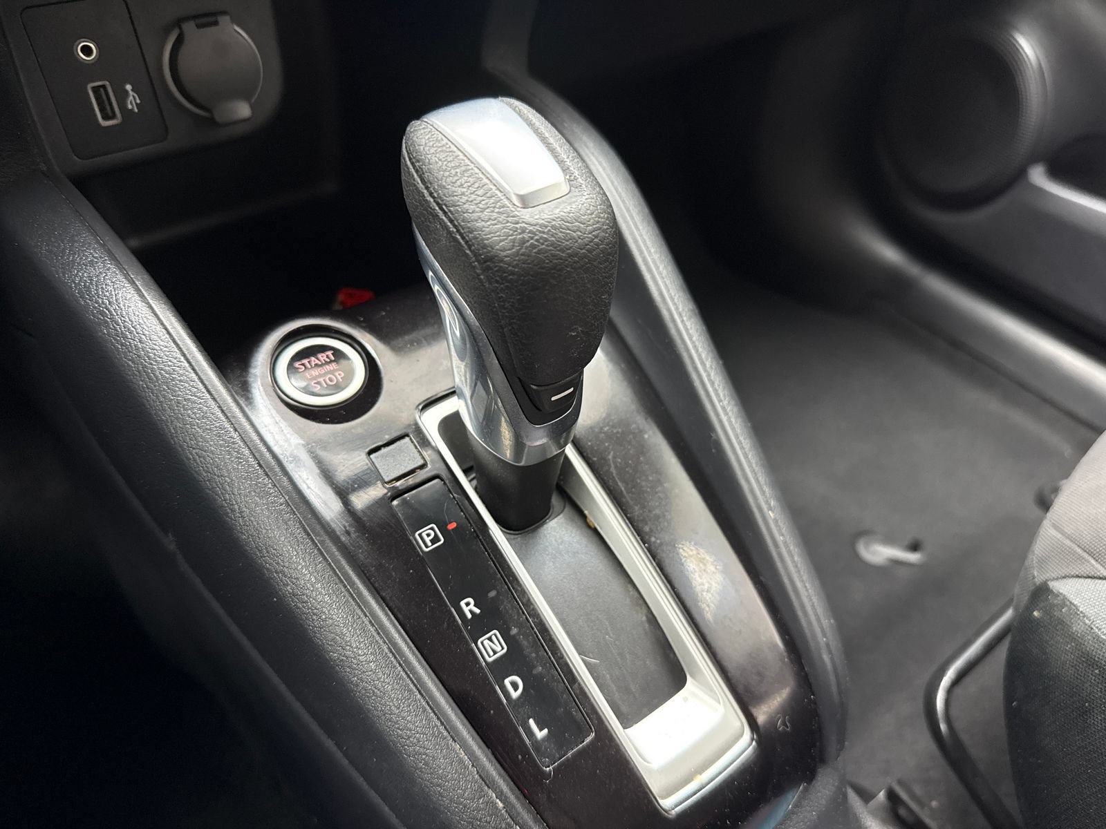 Used 2020 Nissan Kicks S FWD image 29