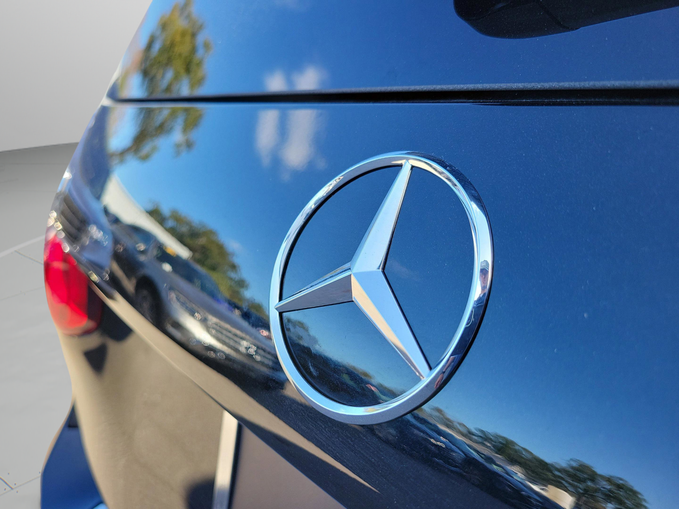 Used 2026 Mercedes-Benz GLB 250 image 35
