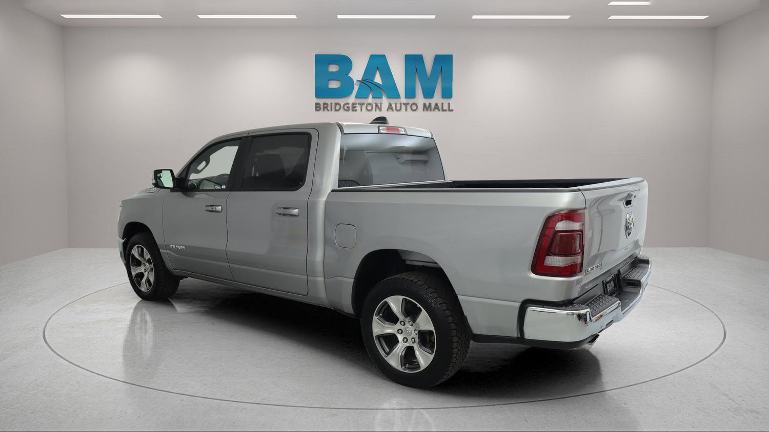 Used 2024 RAM 1500 Laramie image 5
