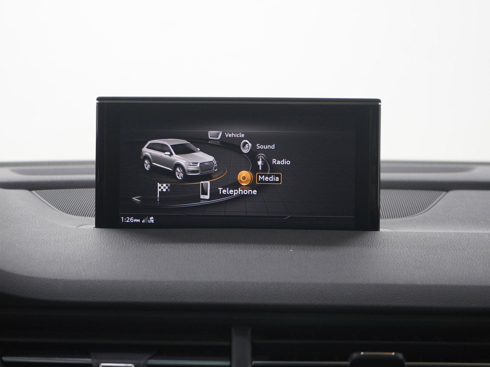 Used 2018 Audi Q7 3.0T Prestige w/ Prestige Package AWD/4WD image 20