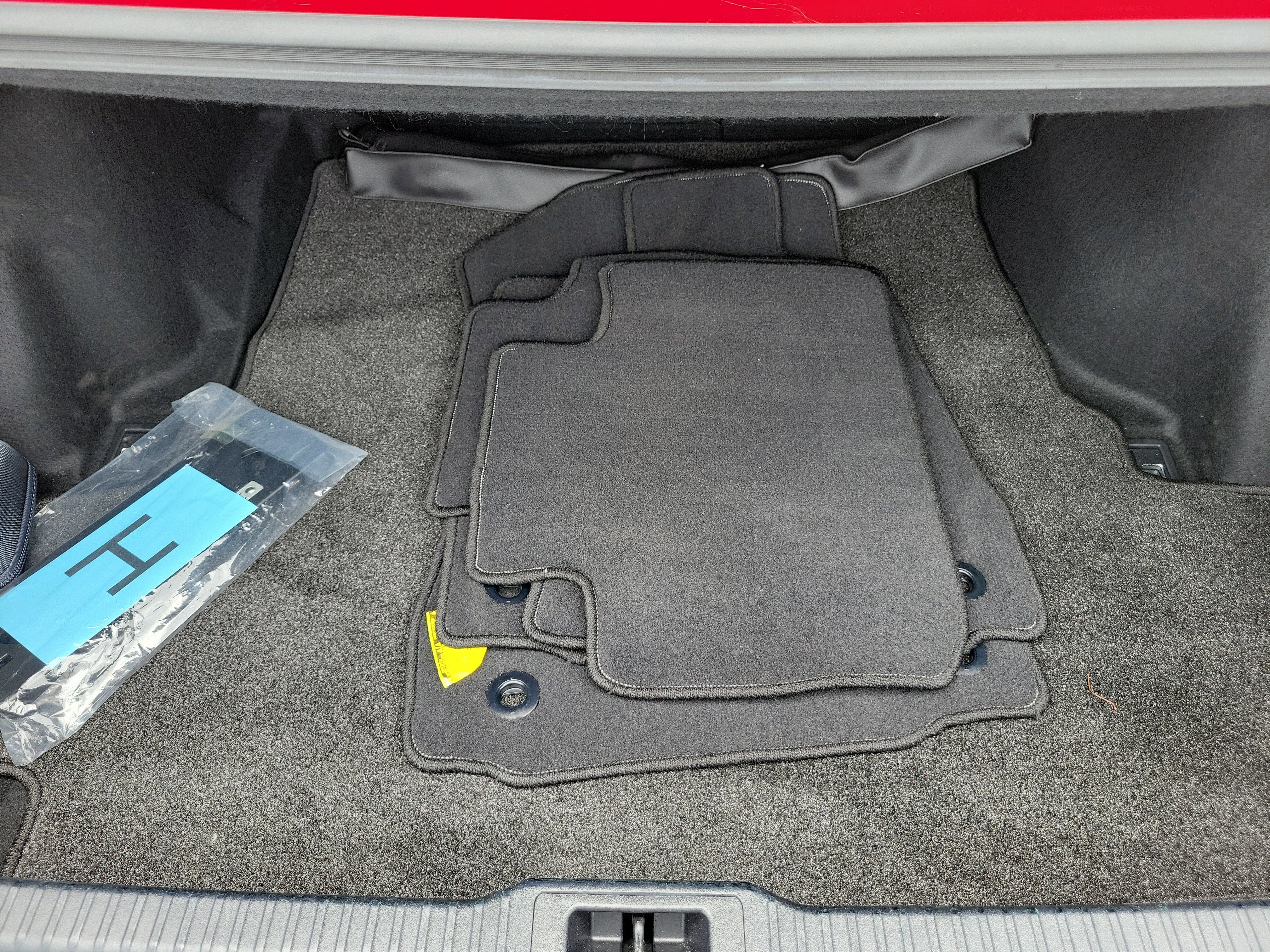 Certified 2023 Lexus IS 300 w/ Premium Package RWD image 9