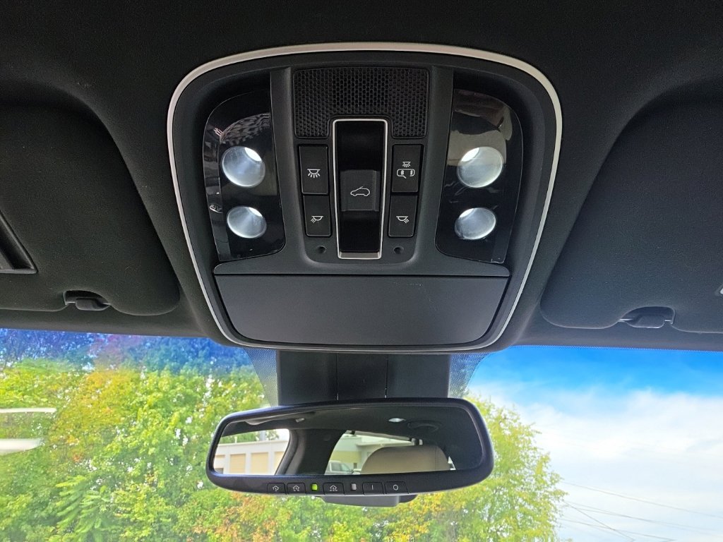 Used 2017 Kia Sorento SX AWD/4WD image 33