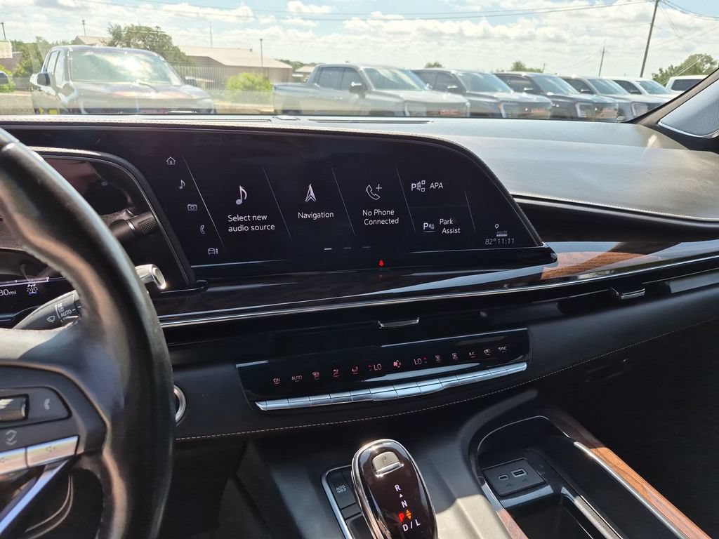 Used 2022 Cadillac Escalade Premium Luxury Platinum AWD/4WD image 27
