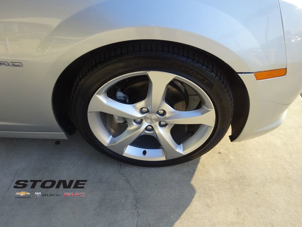 Used 2015 Chevrolet Camaro LT w/ RS Package image 10