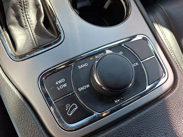 Used 2019 Jeep Grand Cherokee Limited X image 18