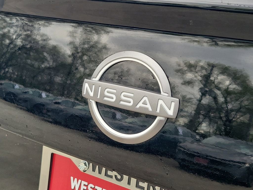 New 2025 Nissan Versa S w/ Trunk Package FWD image 6