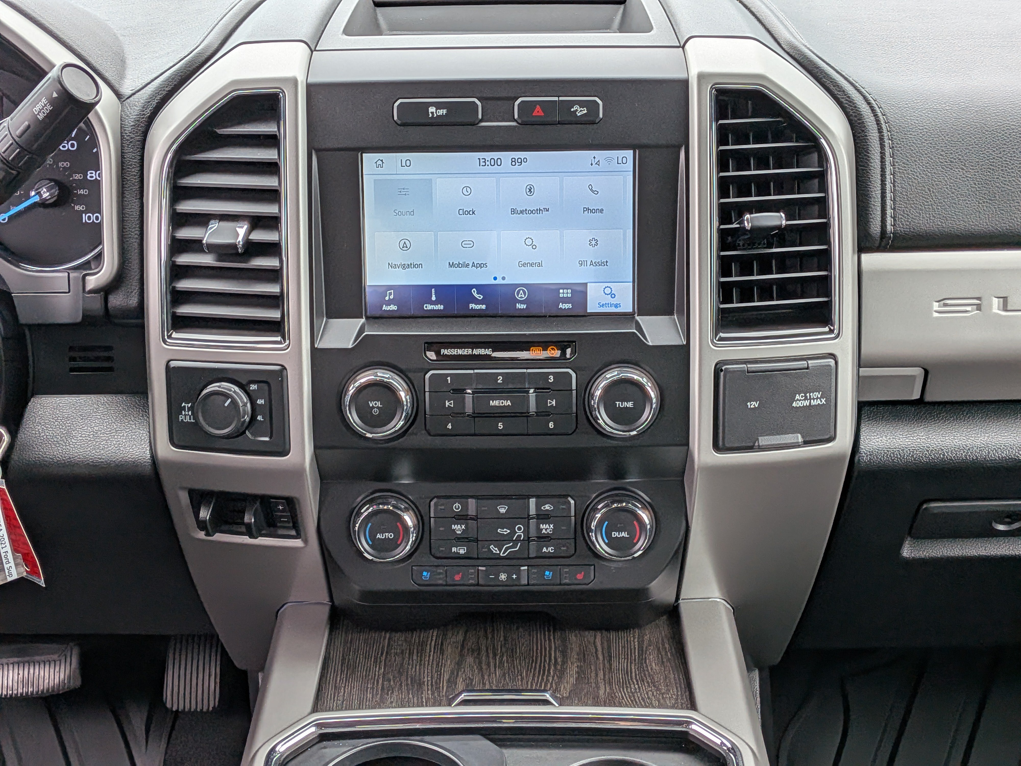 Used 2021 Ford F250 Lariat w/ Lariat Value Package AWD/4WD image 19